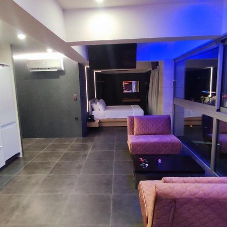Summertime Signature Suites Agia Marina المظهر الخارجي الصورة