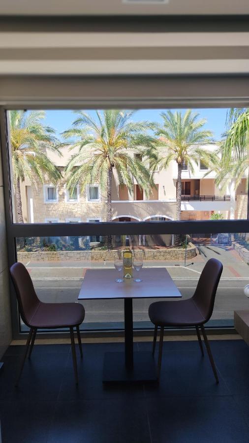Summertime Signature Suites Agia Marina المظهر الخارجي الصورة