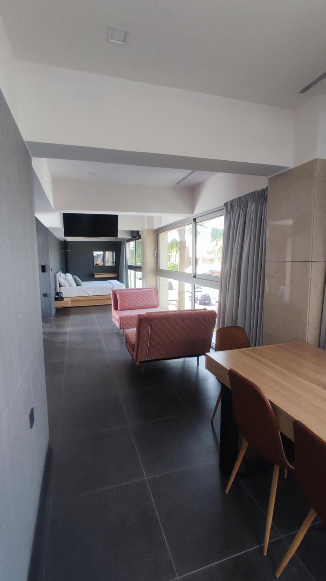 Summertime Signature Suites Agia Marina المظهر الخارجي الصورة