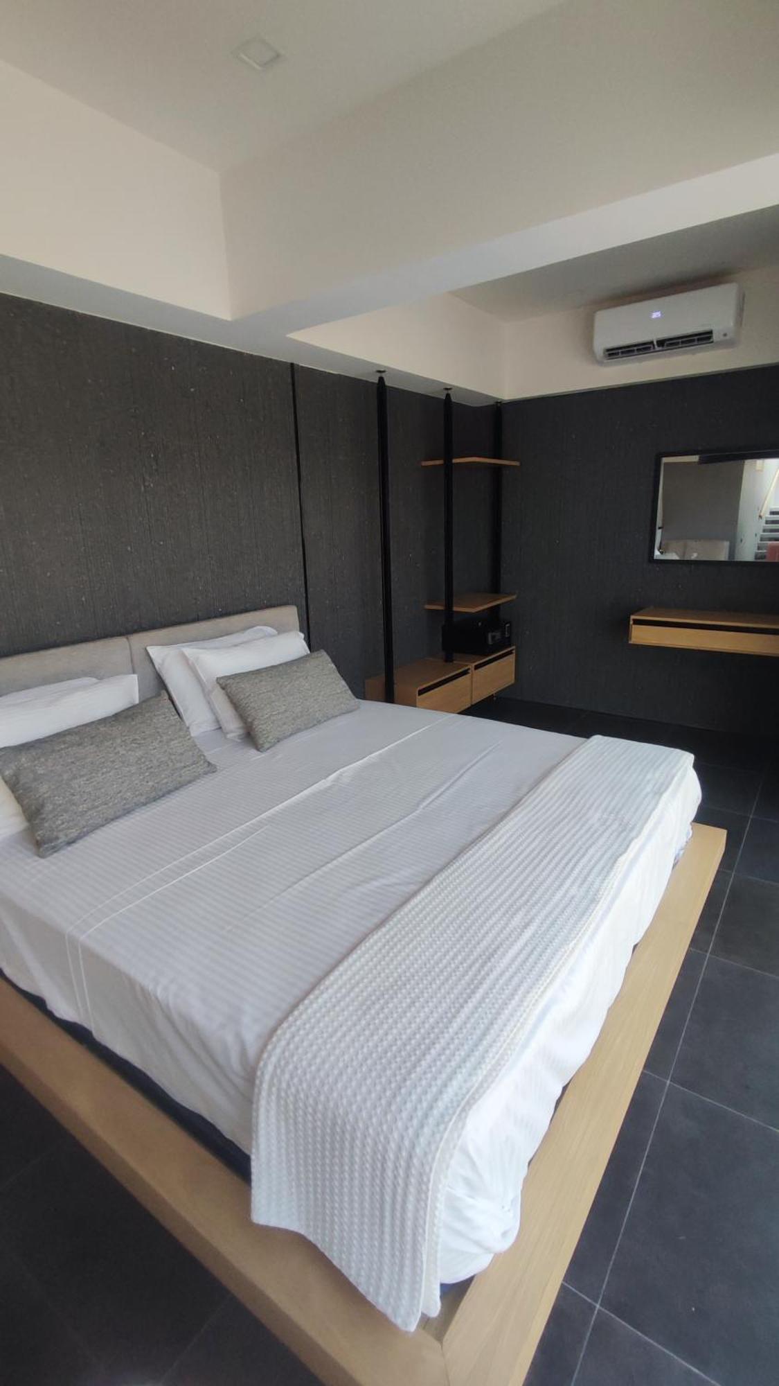 Summertime Signature Suites Agia Marina المظهر الخارجي الصورة